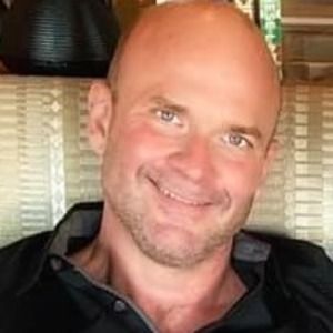 Meet your Posher, Damon